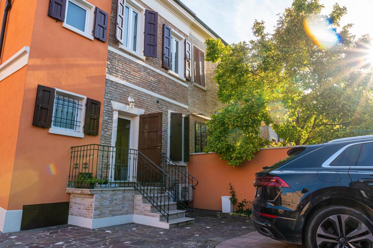 Willa Gold Maison Ferrara Zewnętrze zdjęcie